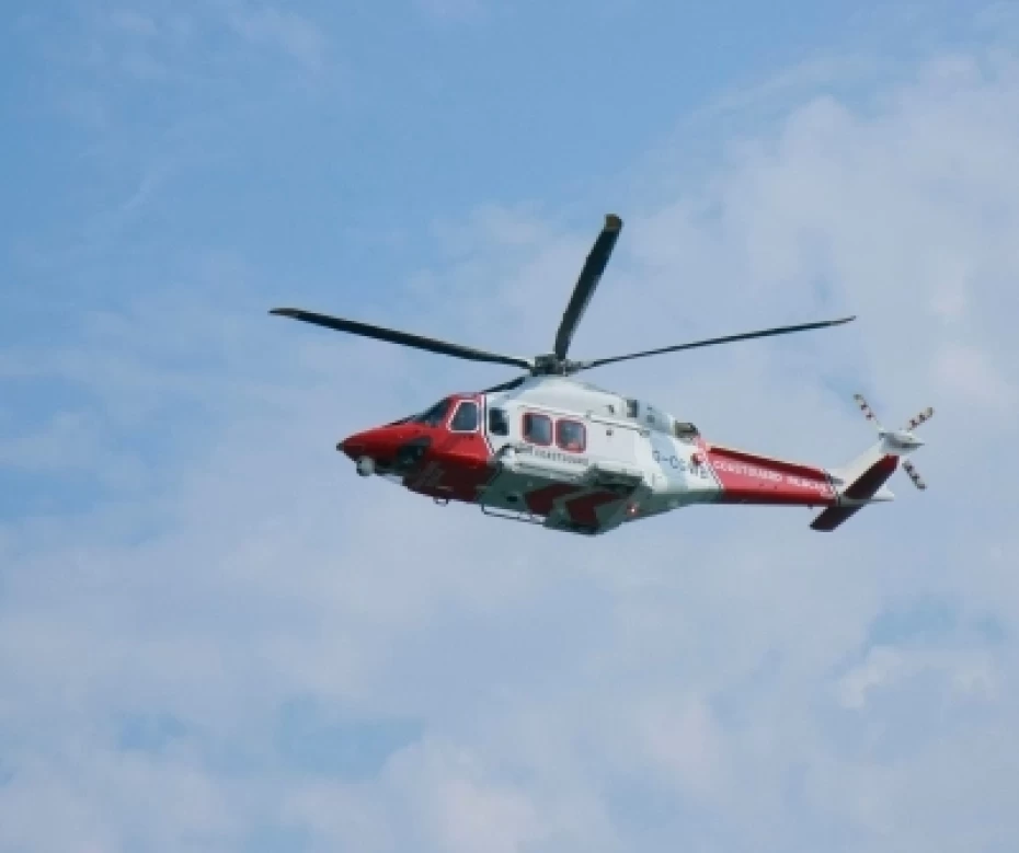 Mαζική διακρατική αεροδιακομιδή τεσσάρων εγκαυματιών από τα Τίρανα