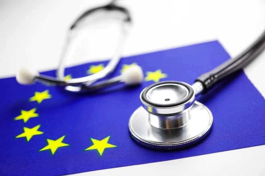 Σύσταση Ευρωπαϊκής Επιτροπής σχετικά με έναν ευρωπαϊκό μορφότυπο ανταλλαγής ηλεκτρονικών μητρώων υγείας
