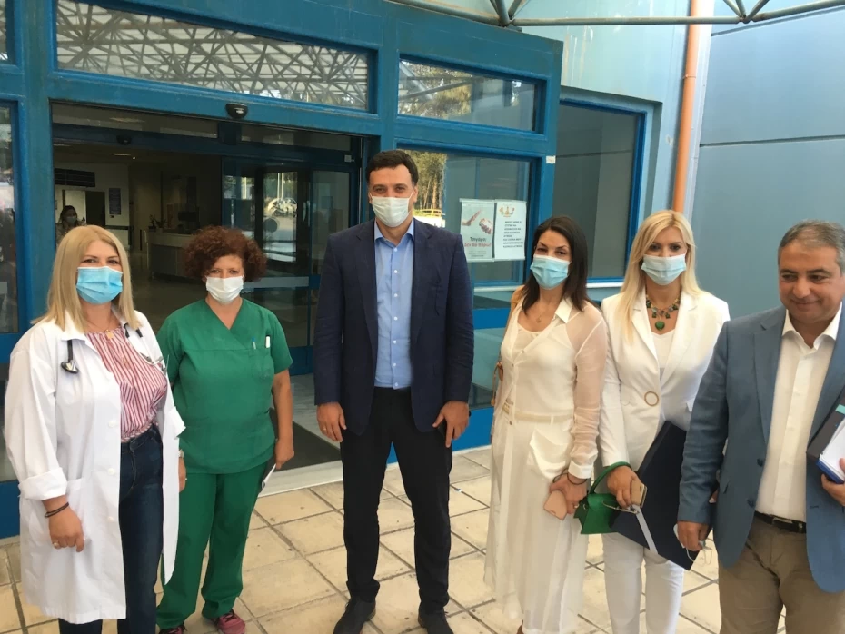 Ο Υπουργός Υγείας, Β. Κικίλιας στην Κέρκυρα. Νέος, μεγάλος, τελευταίας τεχνολογίας μοριακός αναλυτής στο νοσοκομείο του νησιού