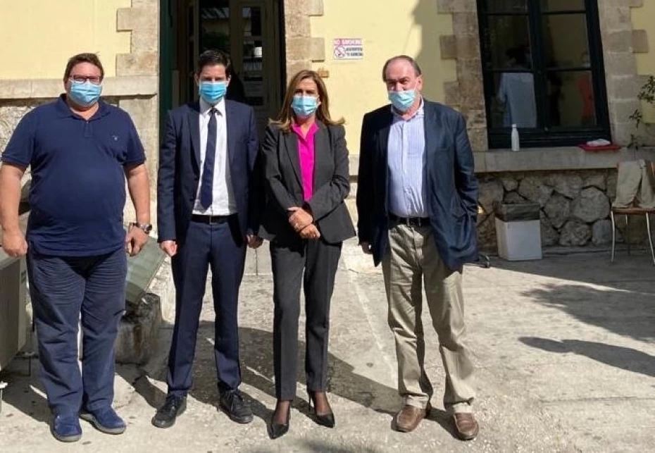 Επίσκεψη Υφυπουργού Υγείας Ζωής Ράπτη στο Αιγινήτειο Νοσοκομείο