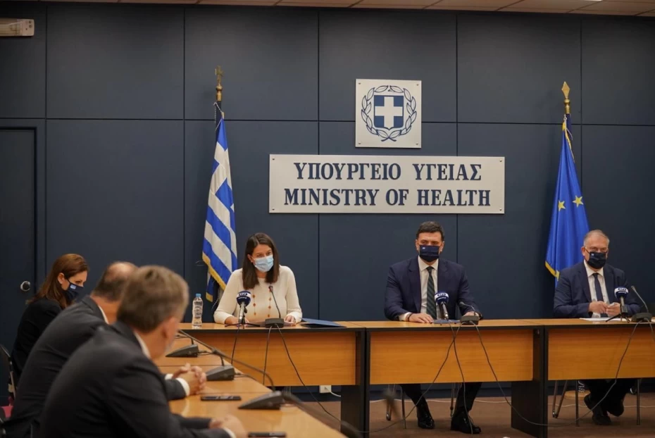 Ανακοινώσεις από τον Υπουργό Υγείας Βασίλη Κικίλια, την Υπουργό Παιδείας και Θρησκευμάτων Νίκη Κεραμέως και τον Υπουργό Εσωτερικών Τάκη Θεοδωρικάκο