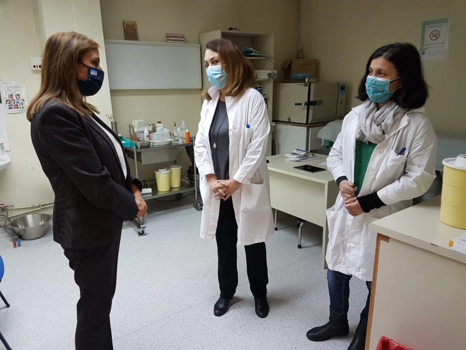 Εμβολιασμός ασθενών και προσωπικού Μονάδων Ψυχοκοινωνικής Αποκατάστασης. Ζωή Ράπτη: Η Κυβέρνηση μεριμνά για τις ευπαθείς ομάδες