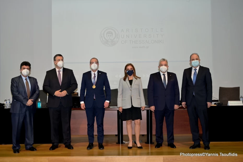 Η Υφυπουργός Υγείας Ζωή Ράπτη στη βράβευση του Περιφερειακού Διευθυντή Ευρώπης του ΠΟΥ, Hans Kluge από το ΑΠΘ