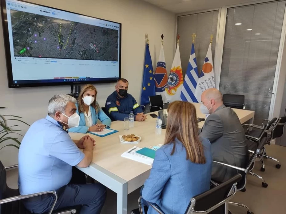Επίσκεψη της υφυπουργού Υγείας Ζωής Ράπτη στο Αρχηγείο της Πυροσβεστικής