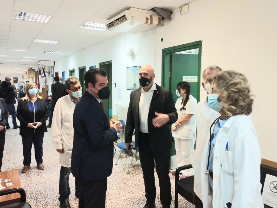Επίσκεψη Υπουργού Υγείας Θάνου Πλεύρη στο νοσοκομείο ΠΑΜΜΑΚΑΡΙΣΤΟΣ