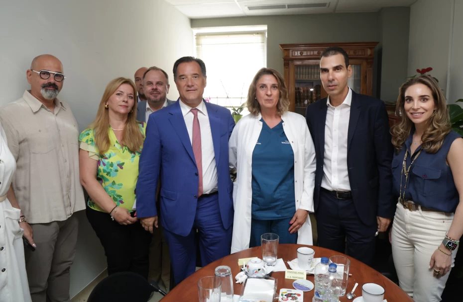 Επίσκεψη του Υπουργού Υγείας Άδωνι Γεωργιάδη και του Υφυπουργού Υγείας Μάριου Θεμιστοκλέους στη Σύρο