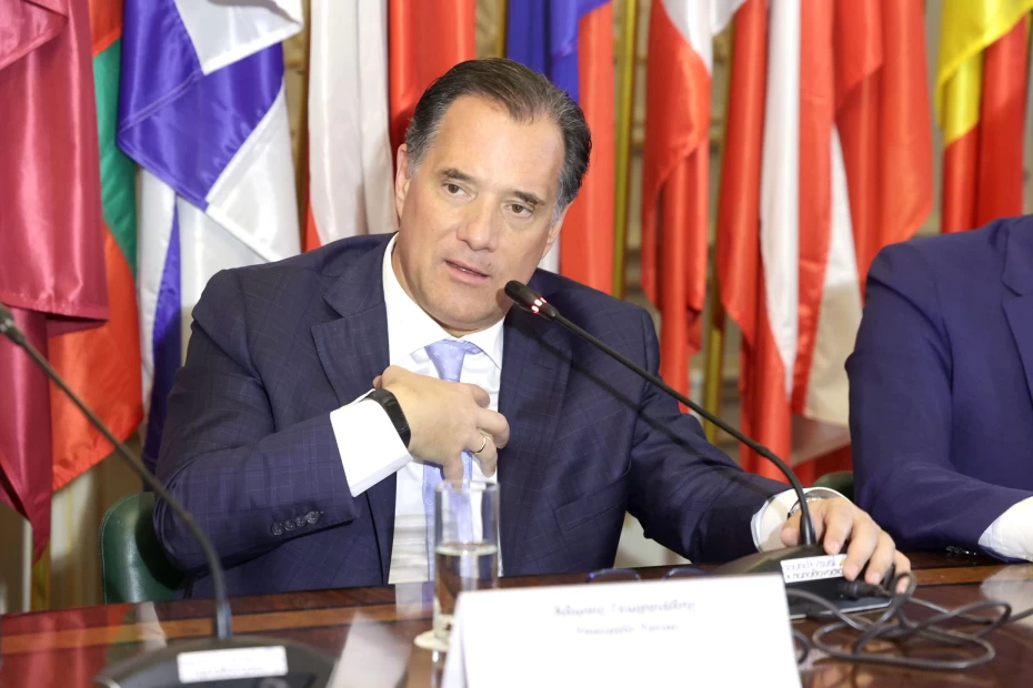 Συμμετοχή του Υπουργού Υγείας Άδωνι Γεωργιάδη σε συζήτηση στρογγυλής τραπέζης του ΣΦΕΕ για την Εθνική Πολιτική για τον Καρκίνο