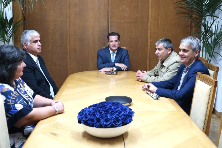 Συνάντηση του Υπουργού Υγείας Άδωνι Γεωργιάδη με την Εθνική Ομοσπονδία Τυφλών και τον Πανελλήνιο Σύνδεσμο Τυφλών